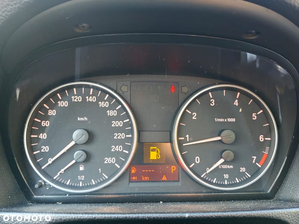 BMW Seria 3 320i - 15