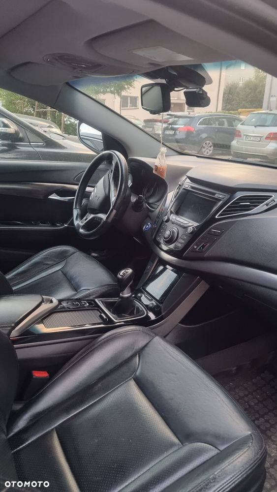 Hyundai I40