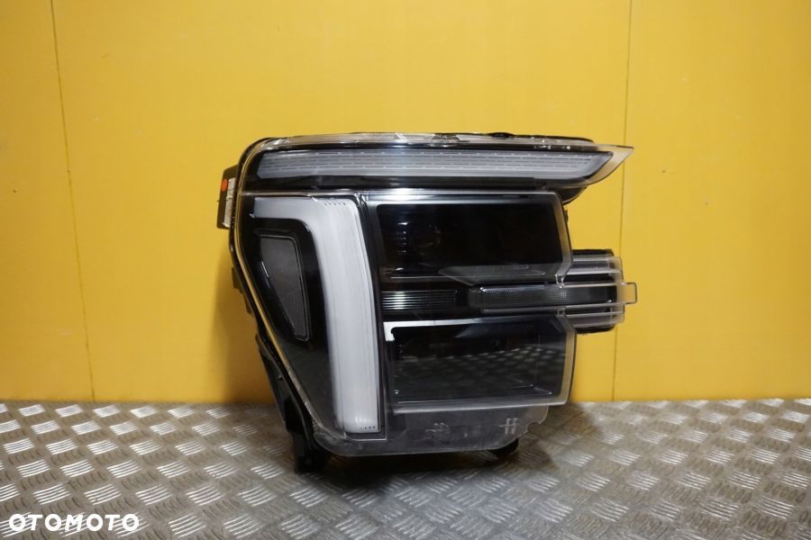 FORD F F150 RAPTOR 2024 - REFLEKTOR LAMPA FULL LED HIGH CZARNA PRAWA EU - 1