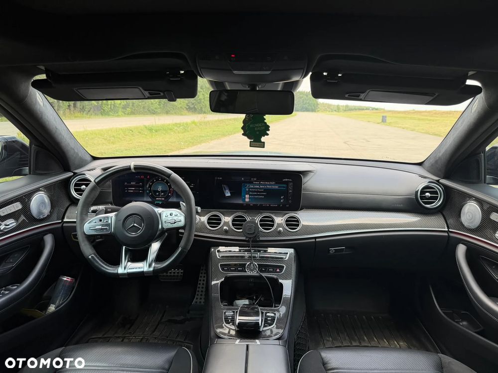 Mercedes-Benz Klasa E AMG 63 S 4Matic+ AMG Speedshift MCT-9G - 19