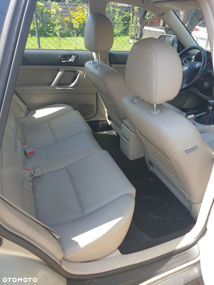 Subaru Outback 2.0D RC NAV - 10