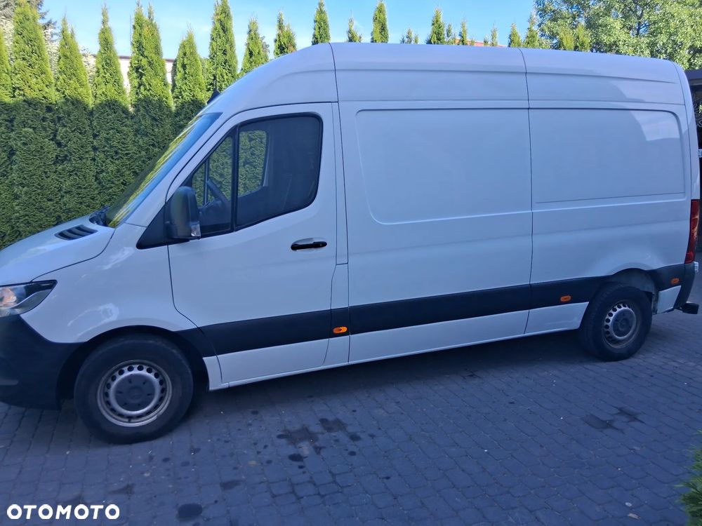 Mercedes-Benz Sprinter - 10