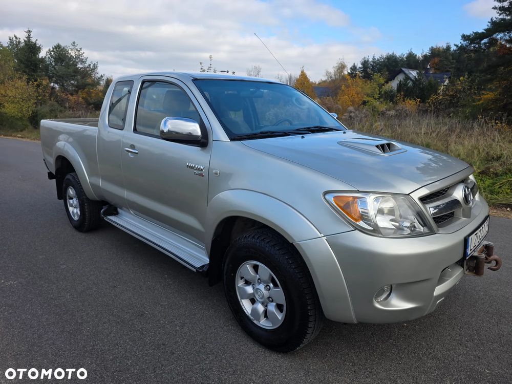 Toyota Hilux - 27