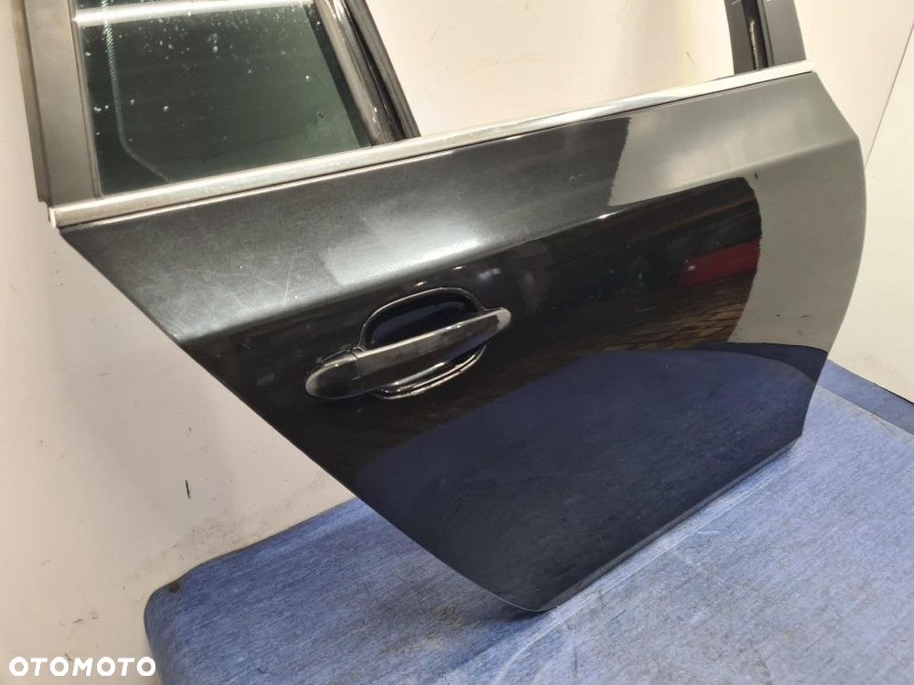 BMW 5 E61 DRZWI TYŁ PRAWE 475/9 - 4