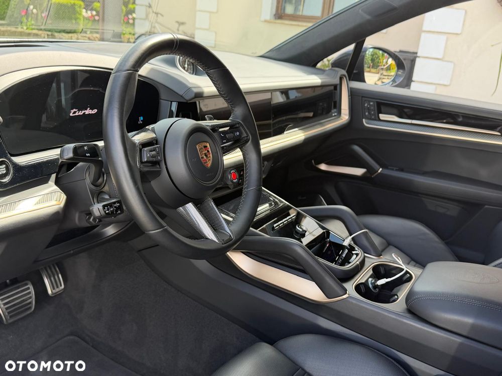 Porsche Cayenne Turbo S E-Hybrid - 7