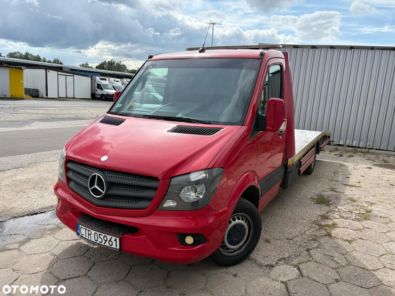 Mercedes-Benz Sprinter - 4