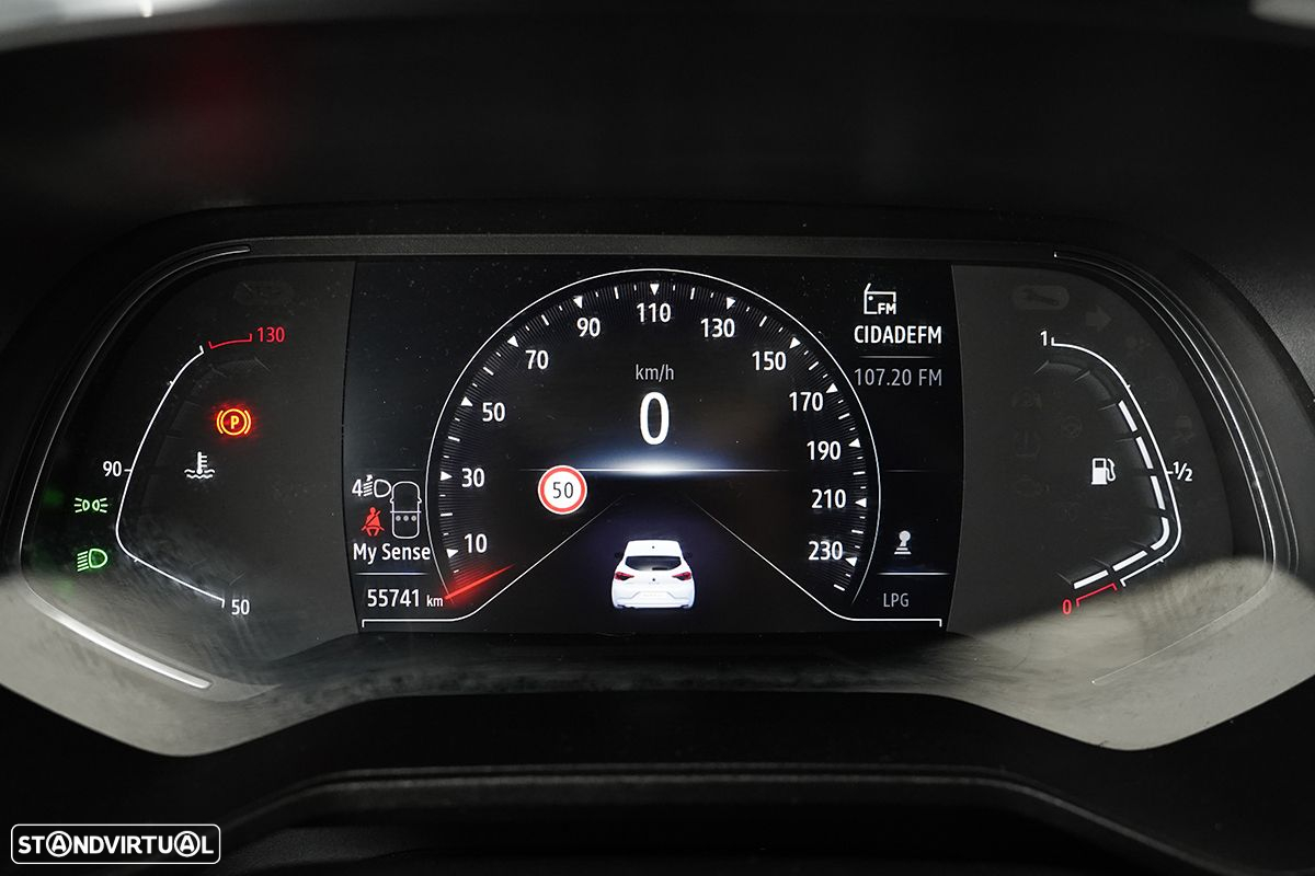 Renault Clio 1.0 TCe Techno Bi-Fuel - 16