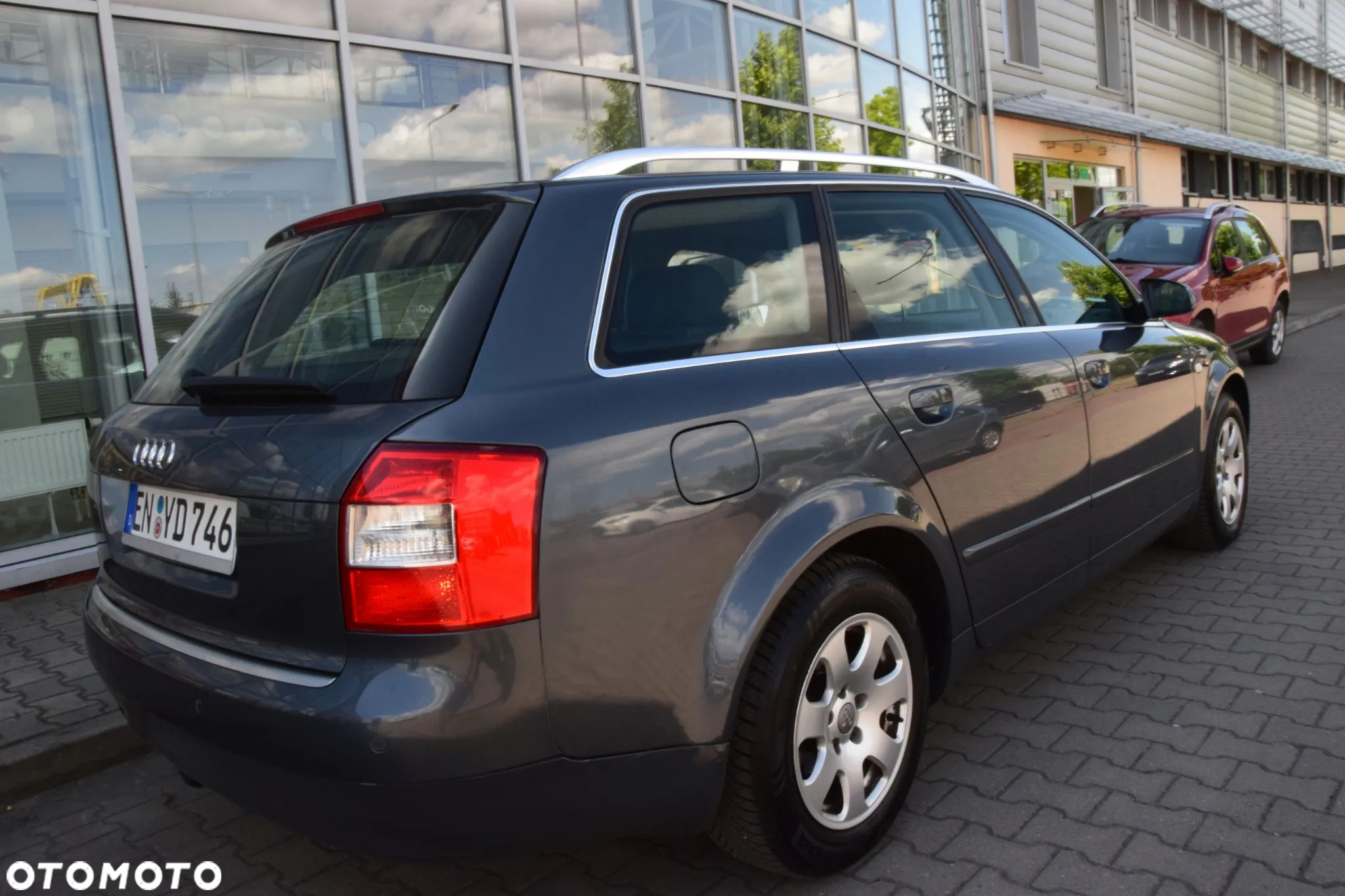 Audi A4 Avant 2.0 - 16
