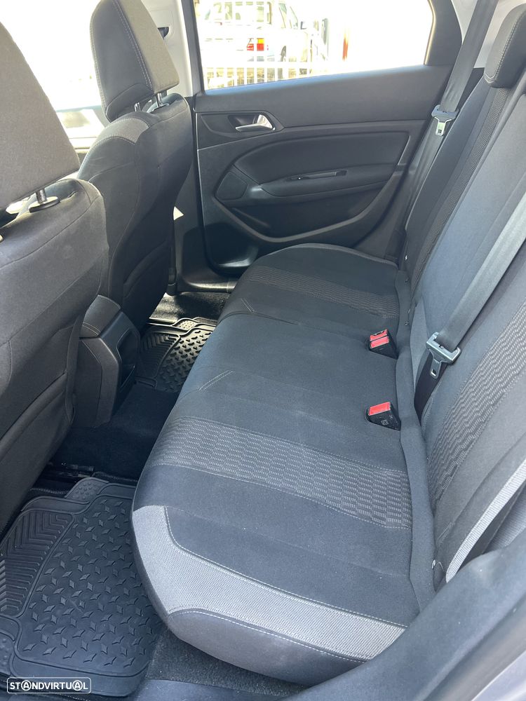 Peugeot 308 SW 1.6 BlueHDi Style - 18