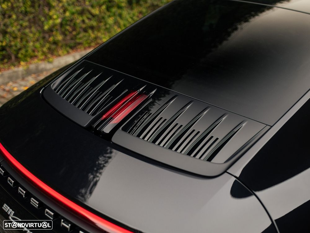 Porsche 911 (992) - 16