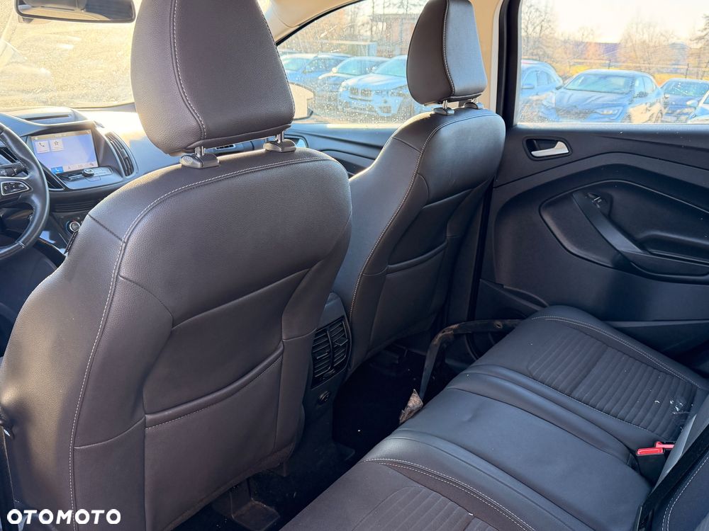 Ford Kuga 1.5 EcoBoost 2x4 SYNC - 16