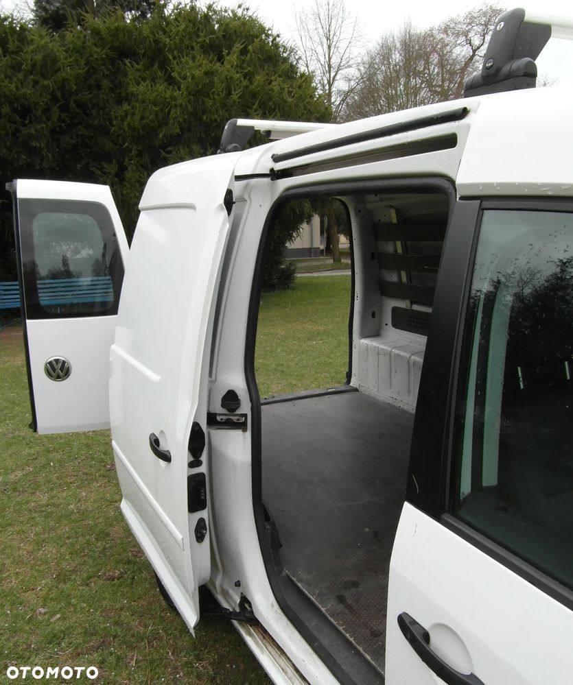 Volkswagen CADDY - 9