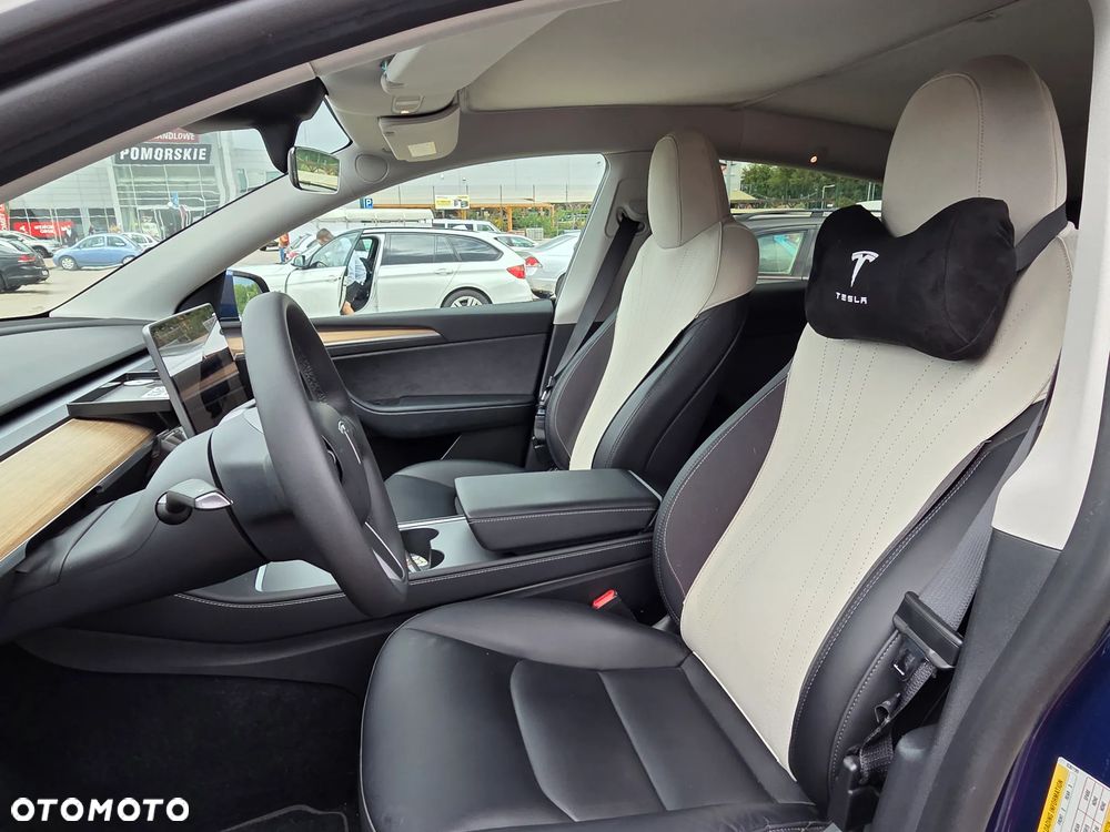 Tesla Model Y RWD - 6