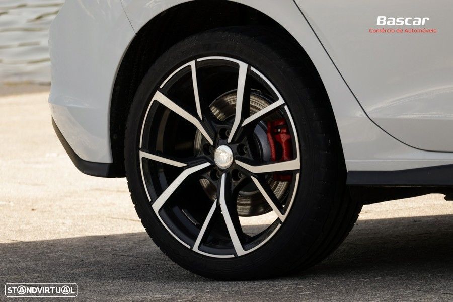 VW Golf 1.4 TSI GTE+ DSG - 16