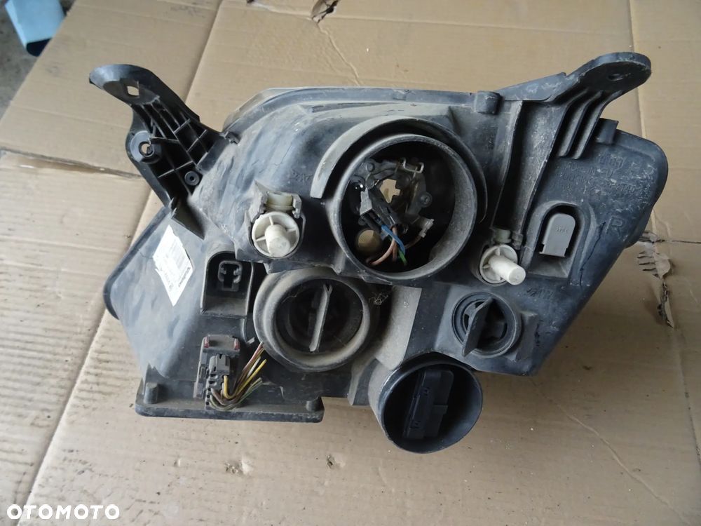 Lampa Opel Meriva A prawy przód - 3