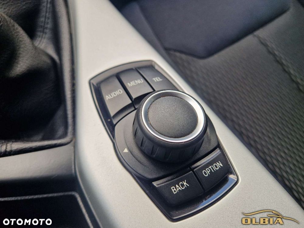 BMW Seria 1 114i - 32