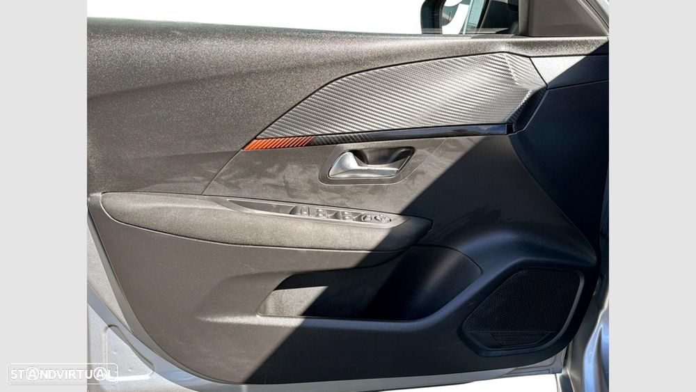 Peugeot 208 1.2 PureTech Active Pack - 11