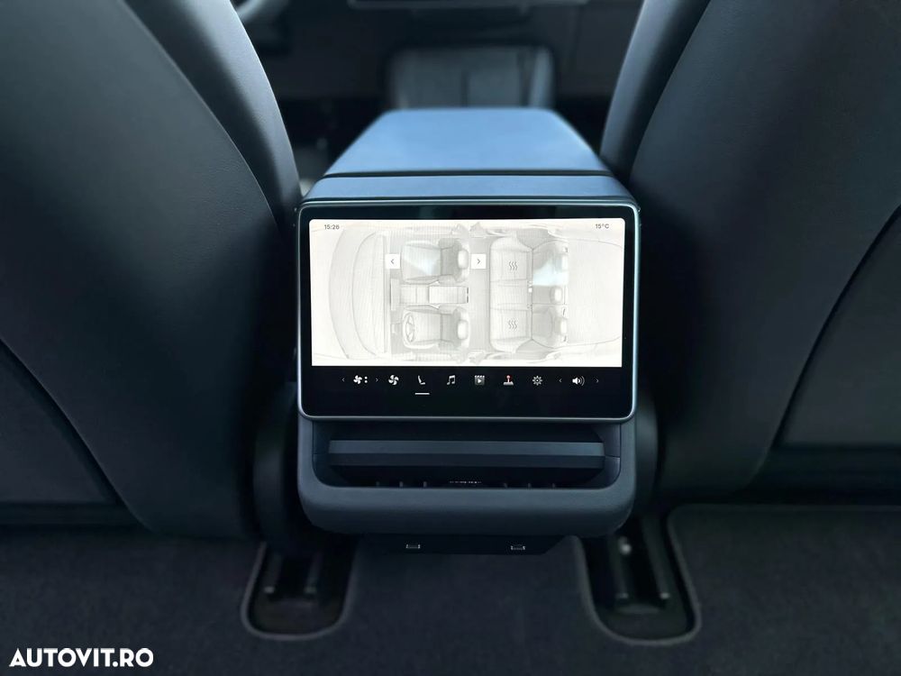 Tesla Model 3 Standard Reichweite Plus Hinterradantrieb - 11