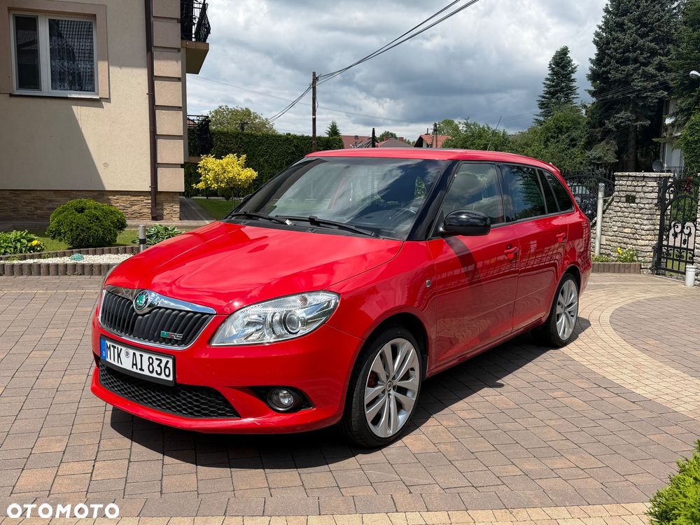 Skoda Fabia 1.4 TSI DSG RS - 4