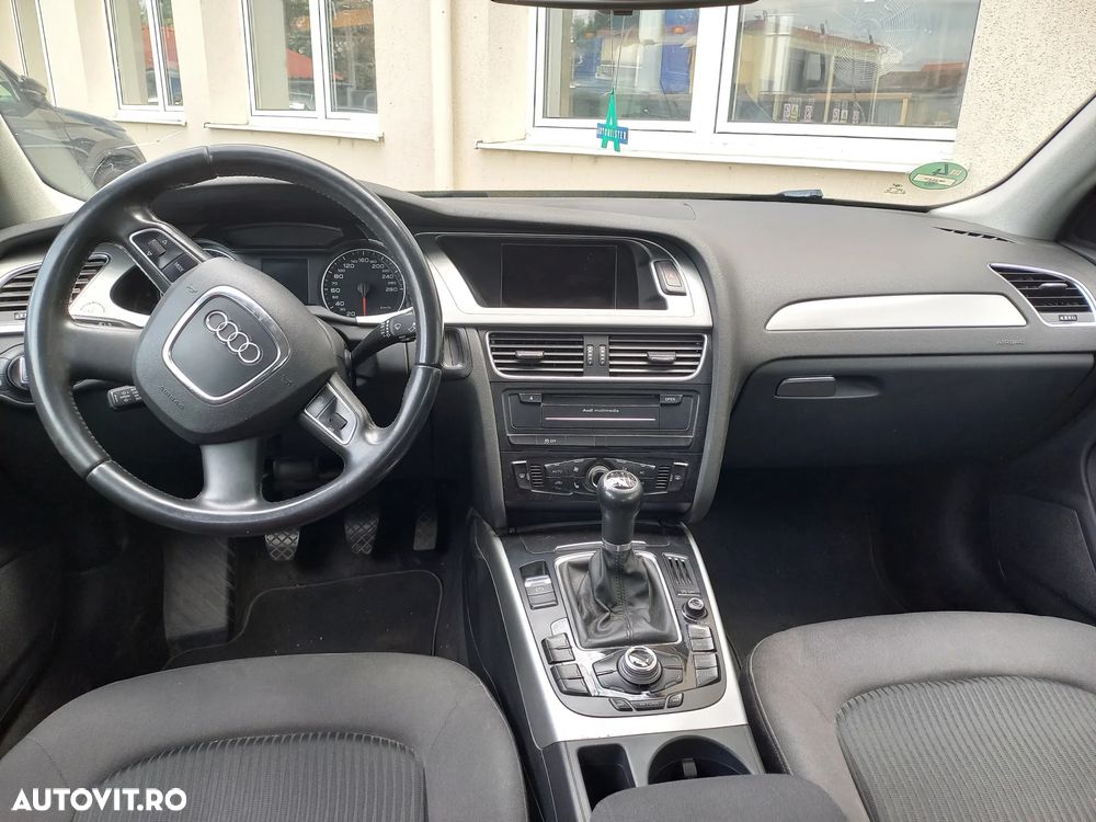 Audi A4 Limuzina 2.0 TDI B8 - 4
