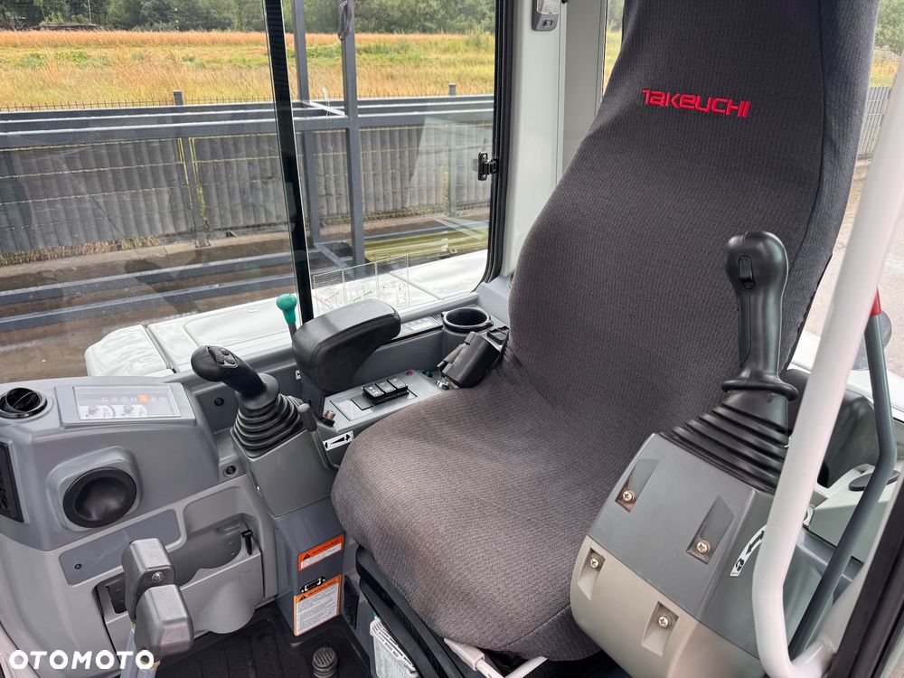Takeuchi TB 250 - 3
