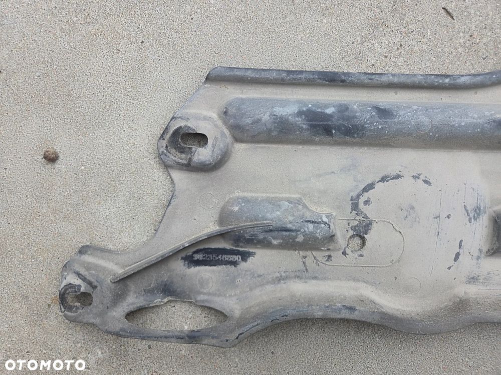 Osłona podwozia prawa tylna Peugeot 208 II  9823546880 - 2