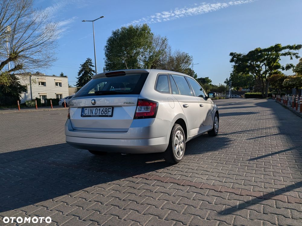 Skoda Fabia - 5