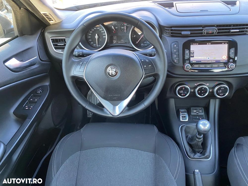 Alfa Romeo Giulietta - 14