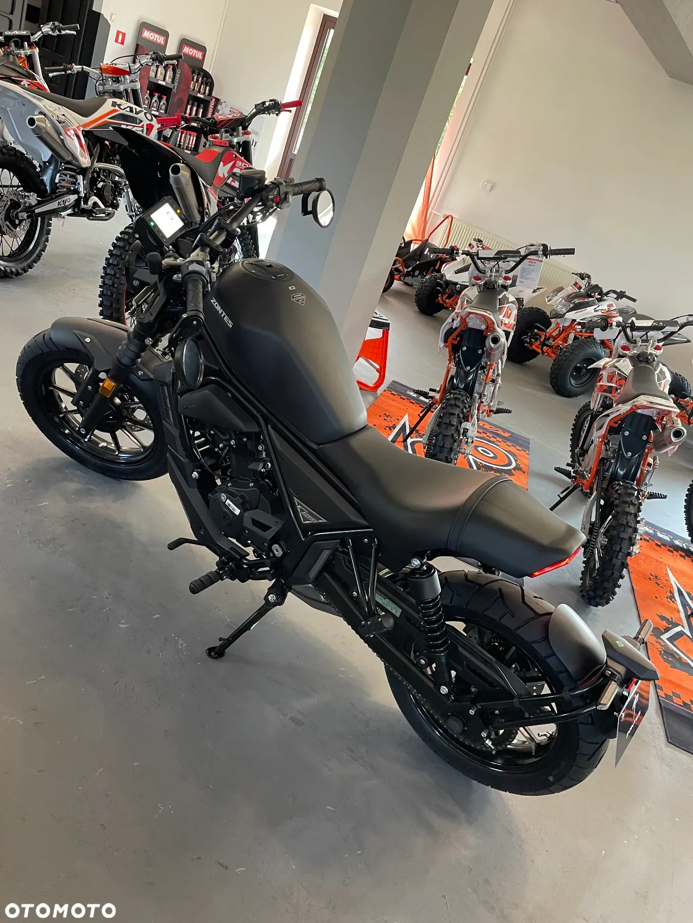 Zontes 125C - 7