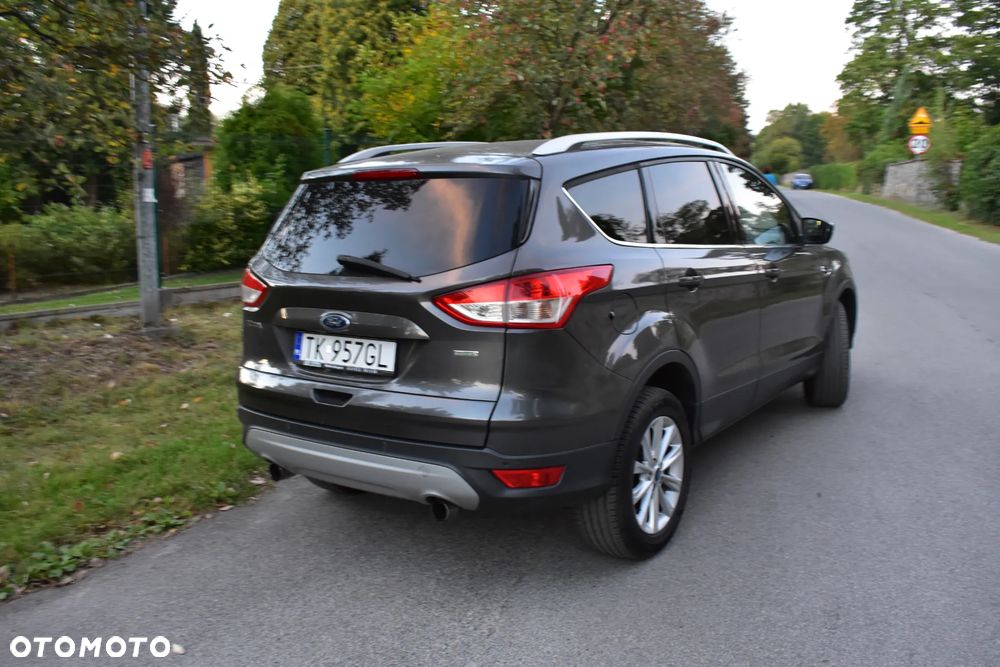 Ford Kuga 1.5 EcoBoost 2x4 Titanium - 17