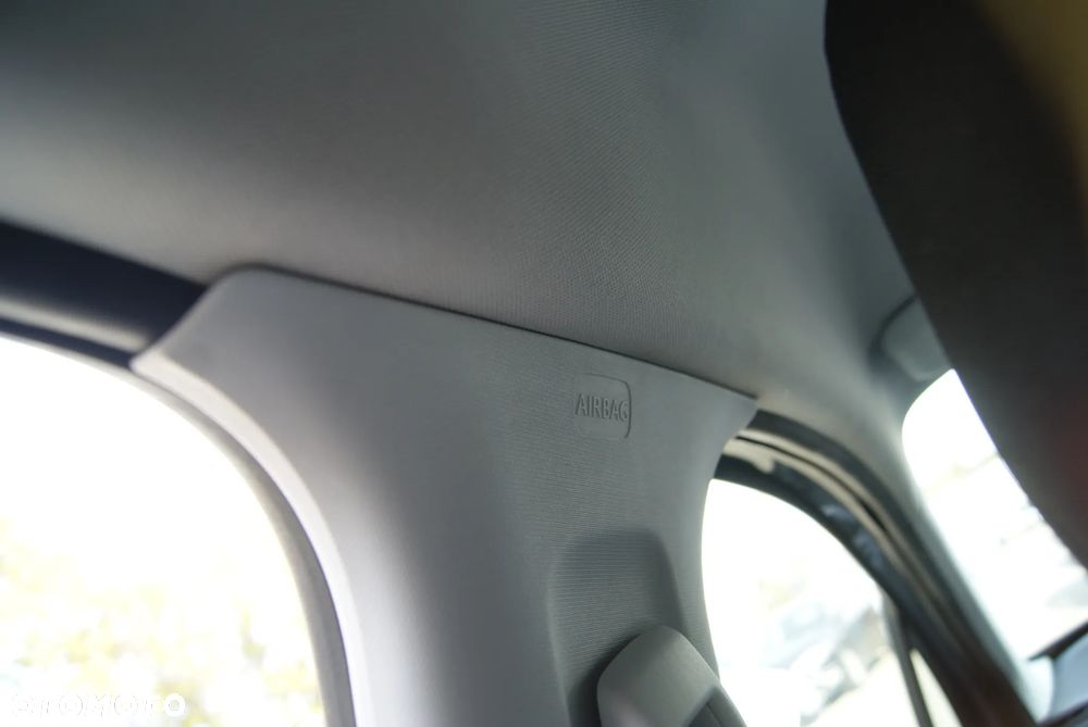 Peugeot 2008 1.2 Pure Tech Style - 14