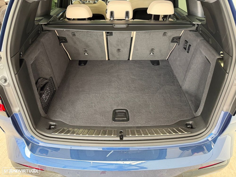 BMW iX3 M Sport Inspiring - 27