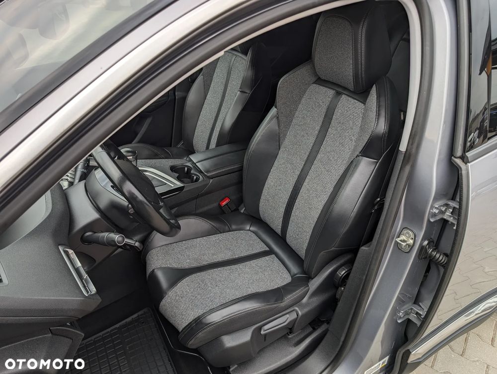 Peugeot 3008 PureTech 130 Stop & Start GPF Allure - 34