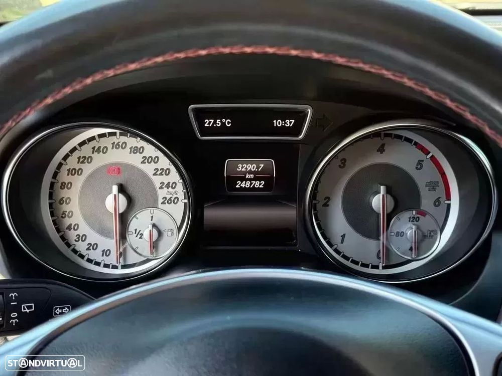 Mercedes-Benz CLA 200 d Shooting Brake AMG Line — fotografia 23