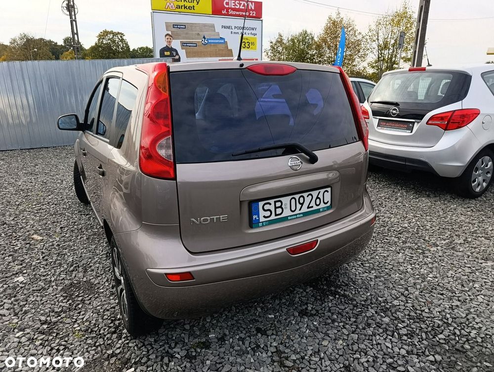 Nissan Note 2008 photo 4