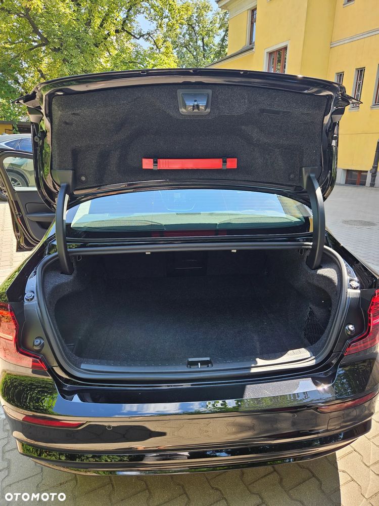 Volvo S60 B5 B AWD Ultimate Dark - 5