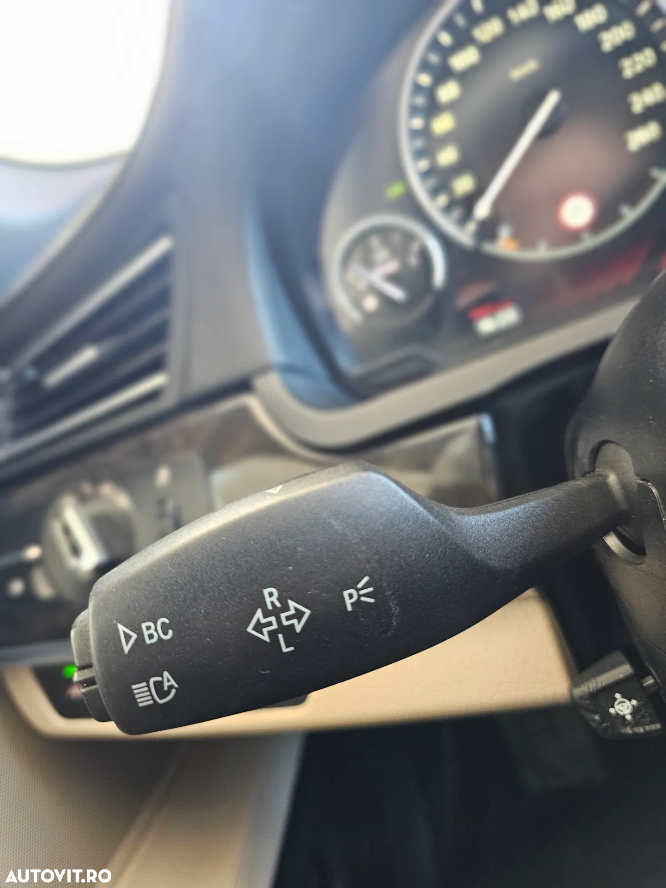 BMW Seria 7 740d xDrive - 34