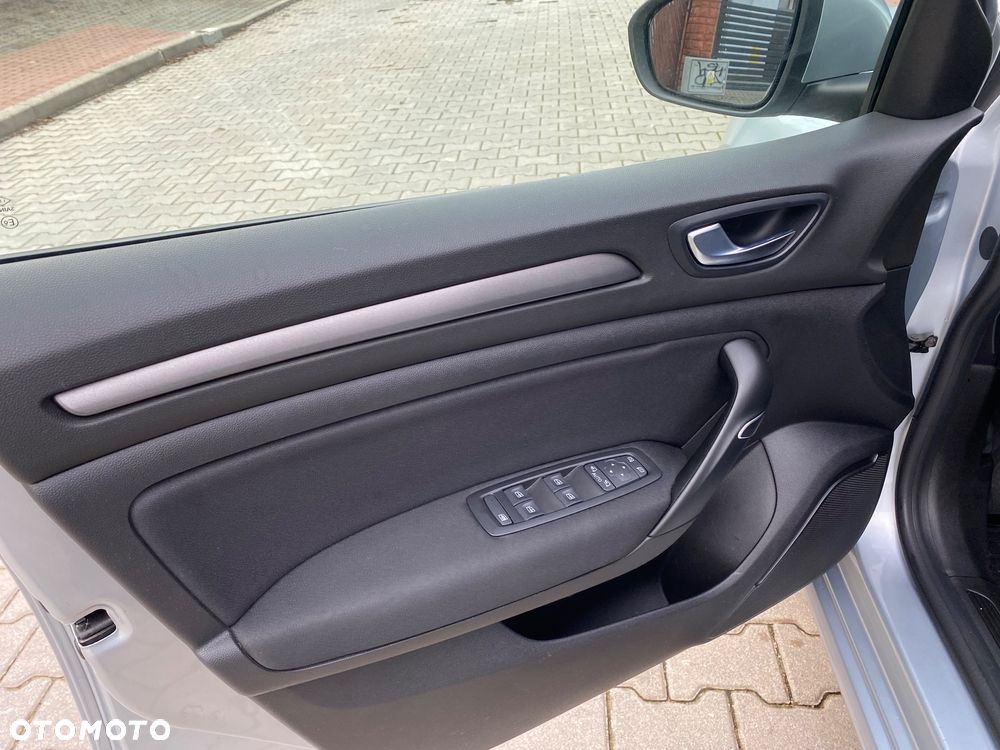 Renault Megane 1.3 TCe FAP Equilibre EDC - 22