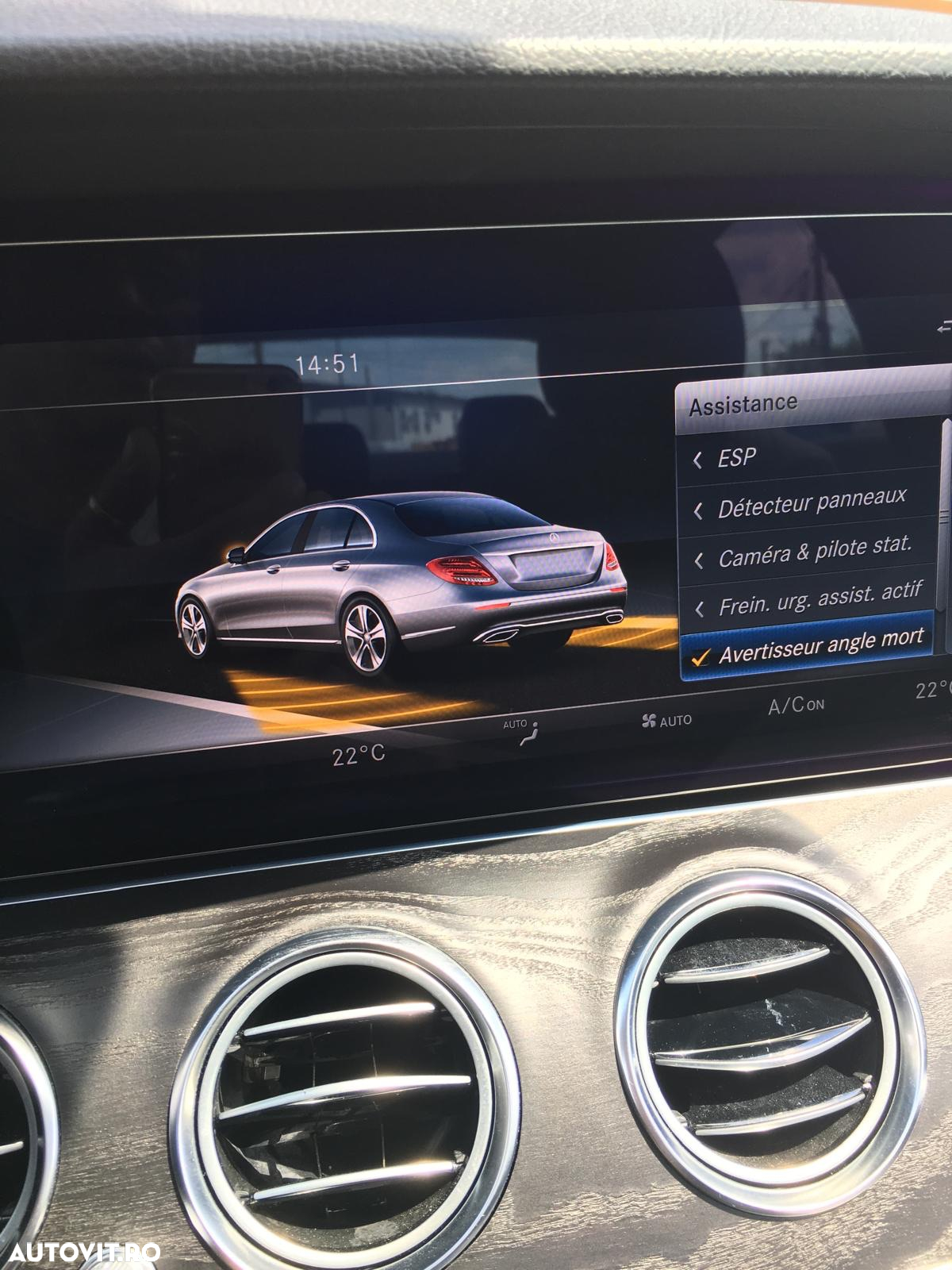 Mercedes-Benz E 220 d 9G-TRONIC - 12