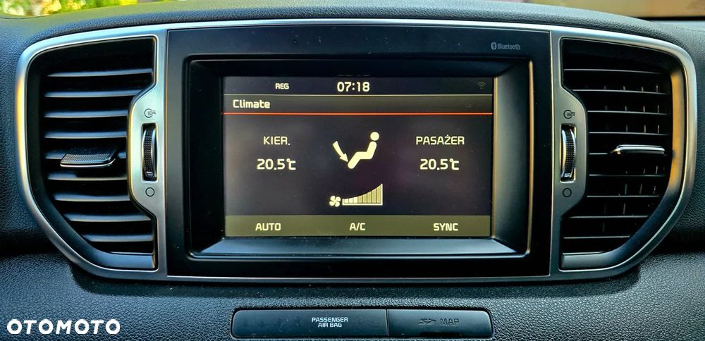 Kia Sportage 1.6 GDI 2WD Dream-Team Edition - 17