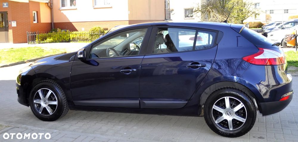 Renault Megane 1.6 16V 100 Authentique - 12