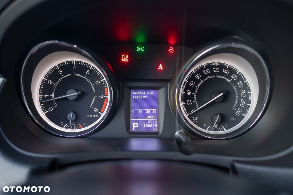 Suzuki Kizashi 2.4 Sport 4WD CVT - 9