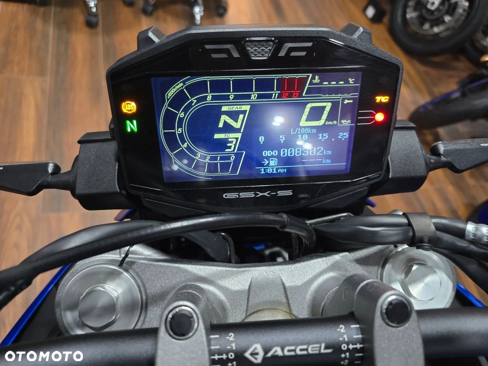 Suzuki GSX - 4