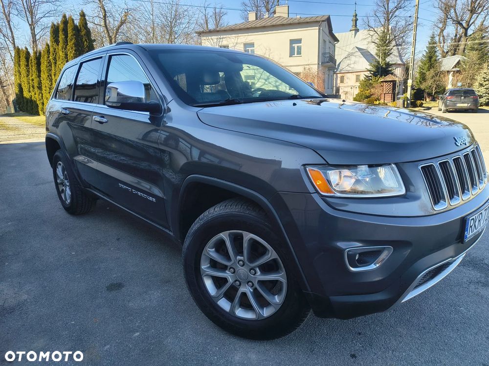 Jeep Grand Cherokee - 1