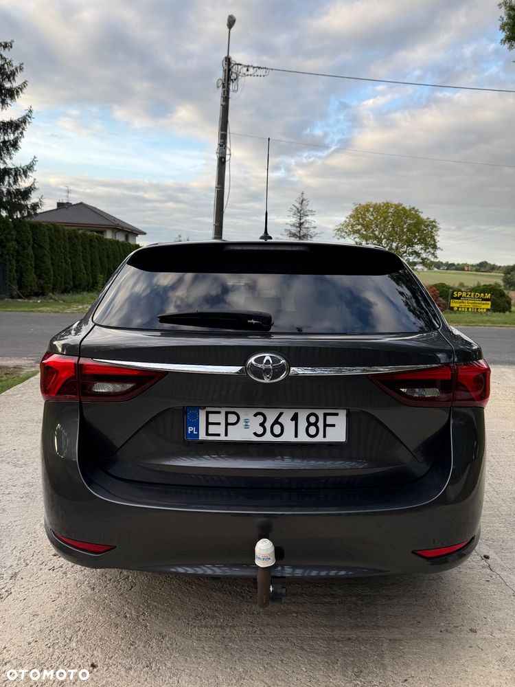 Toyota Avensis 2.0 D-4D Active Business - 8