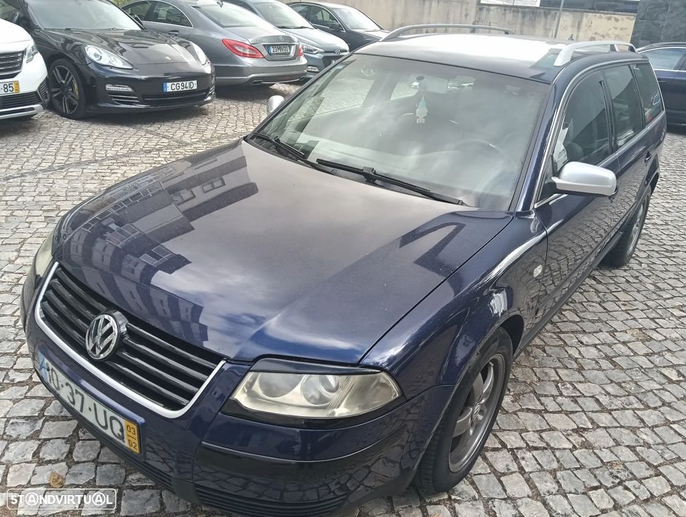 VW Passat Variant 1.6 Confortline - 26