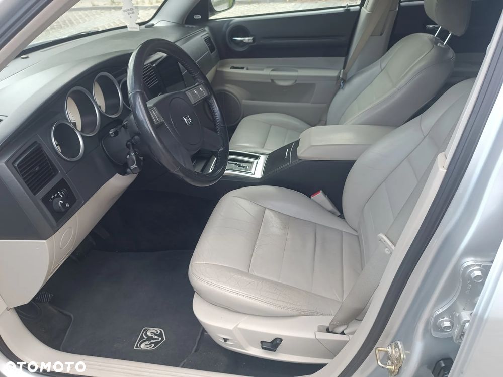 Dodge Magnum 5.7 V8 - 9