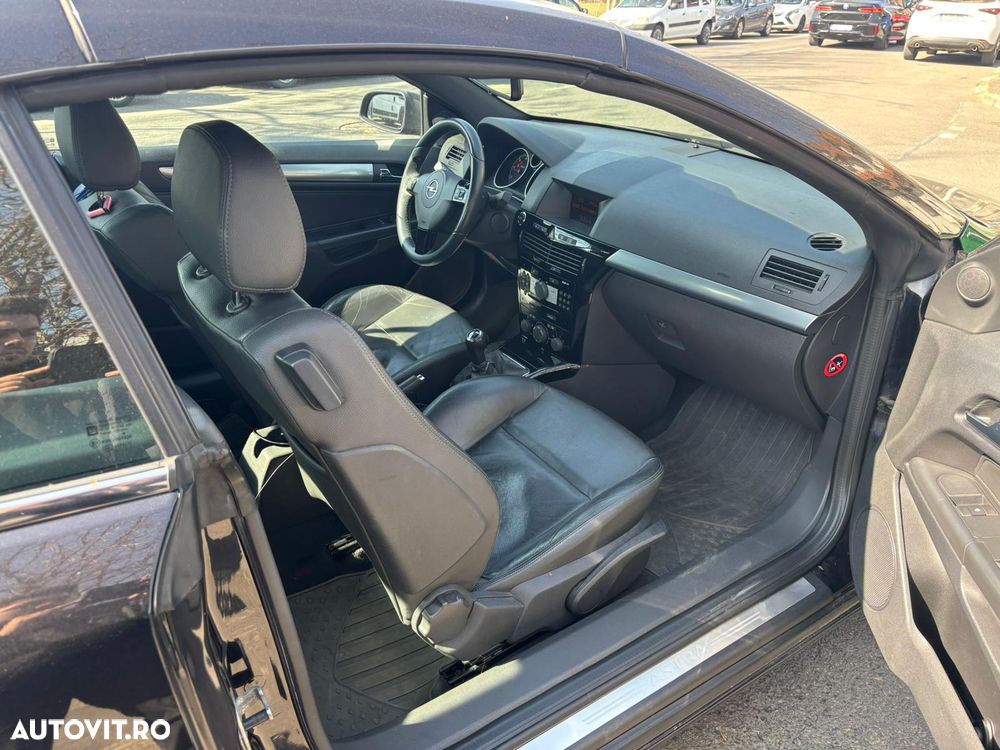 Opel Astra 1.9 CDTI Cosmo - 9