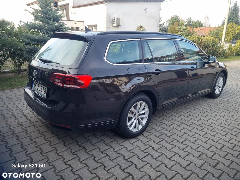 Volkswagen Passat - 9