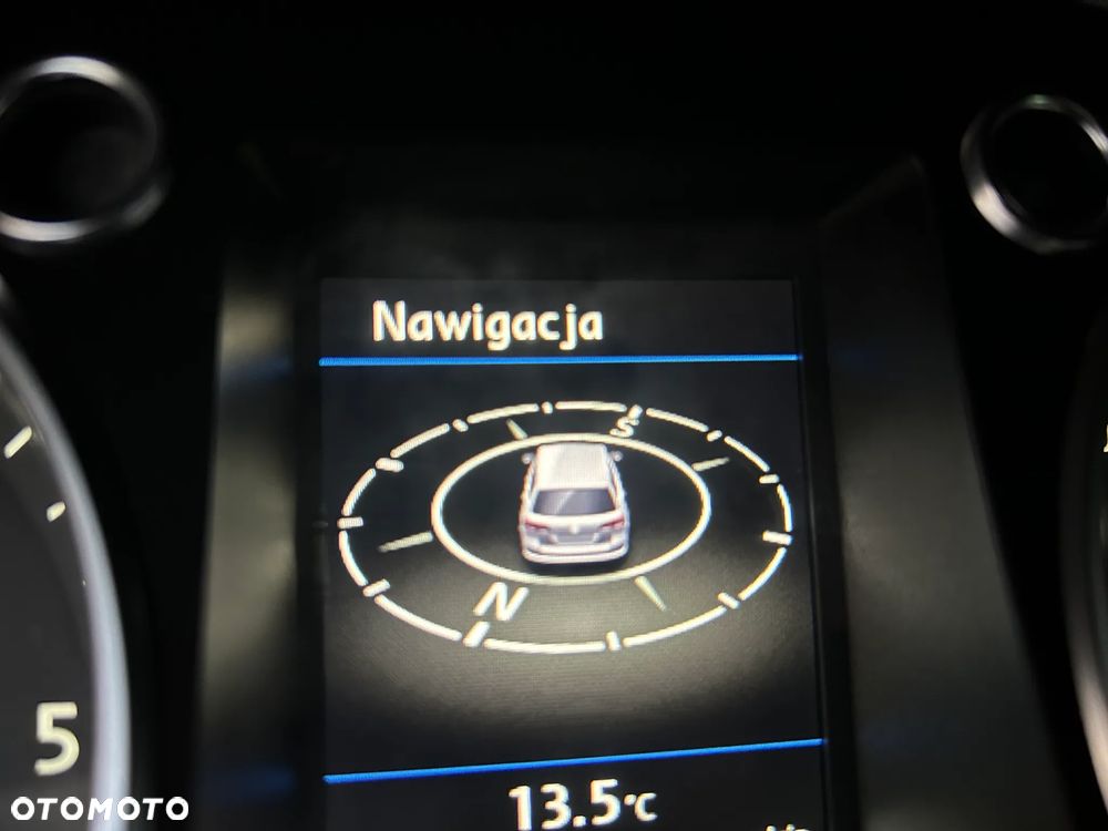 Volkswagen Passat 2.0 TDI Highline DSG - 16